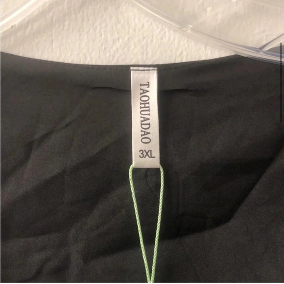 3 Piece Amazon Blouses - Picture 2 of 7